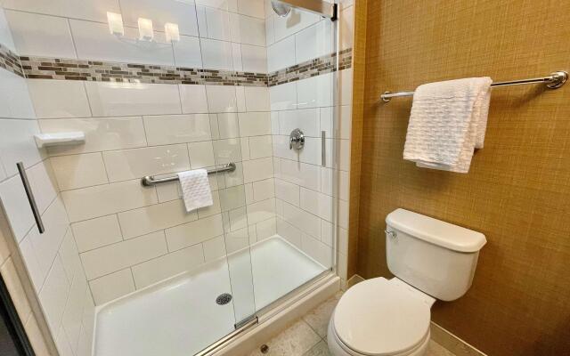 Best Western Plus Okotoks Inn & Suites