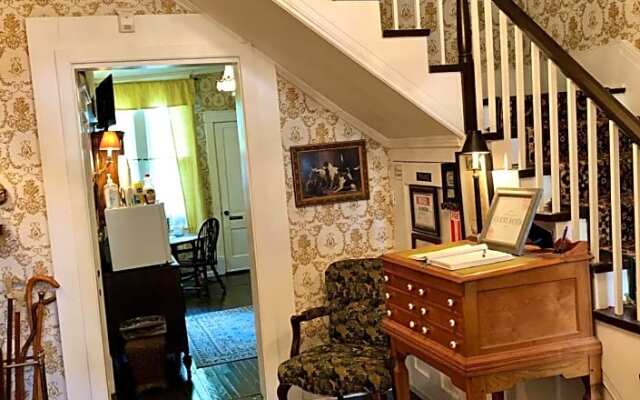 Belmont Inn