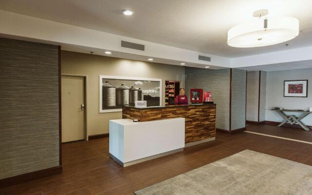 Hampton Inn Bismarck