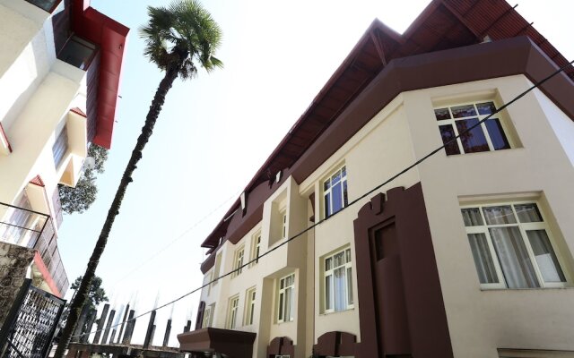 Hotel The Pearl By DLS Hotels