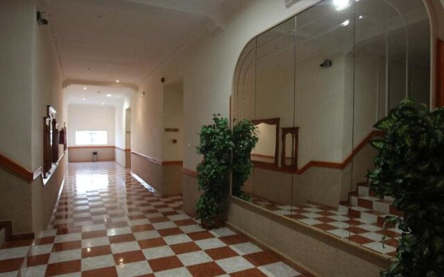 Hotel Emira