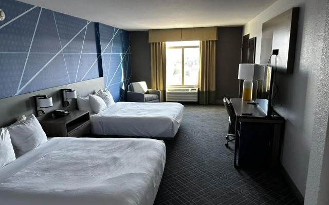 Comfort Inn & Suites Frisco East - McKinney