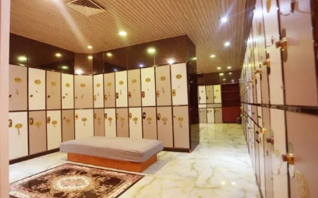 Grand Dragon Hotel