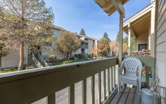 La Vista Blanc 69 by RedAwning