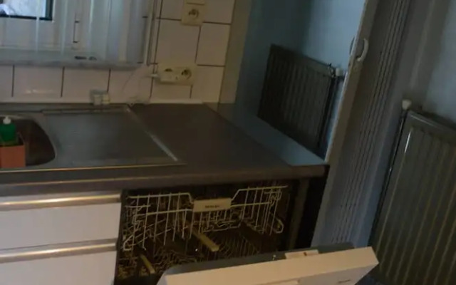 Charming Belgian Getaway, Vakantiewoning in Oudsbergen - 3 Bedrooms & Garden