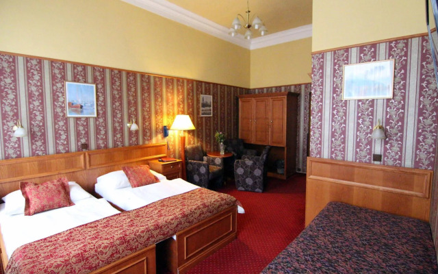 Old Prague Hotel