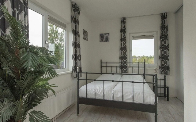 Peaceful Holiday Home in Zeewolde with Sauna