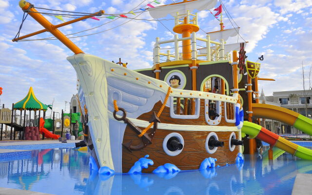 Titanic Royal