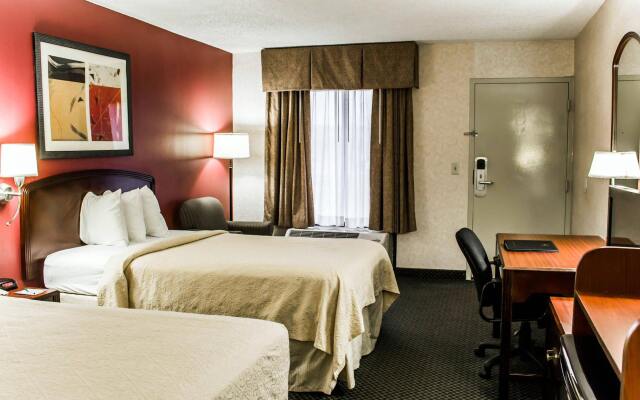 Quality Inn Roanoke Rapids