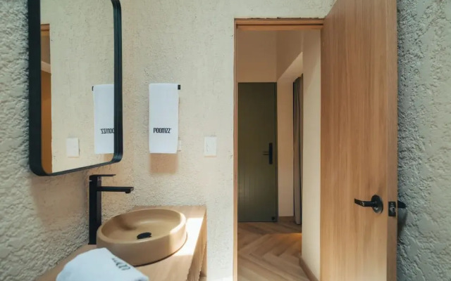 Hotel Botique Roomzz Laureles