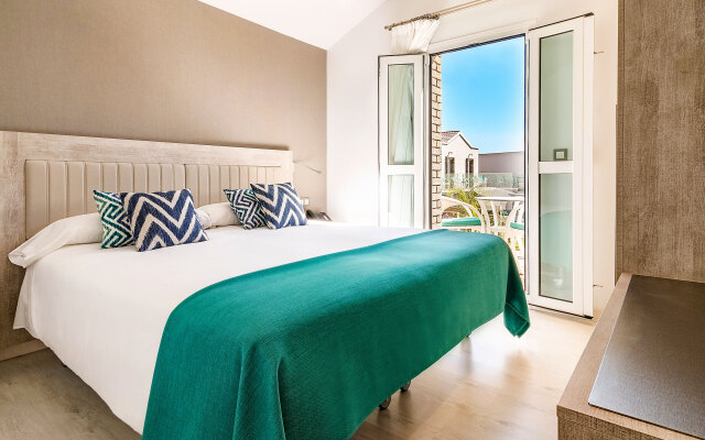 Hotel LIVVO Los Calderones - Adults Recommended
