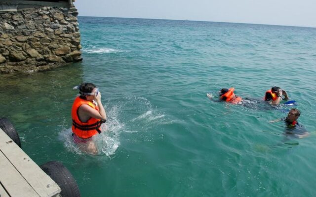 Tunamaya Beach & Spa Resort