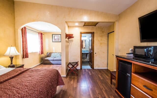 Hollywood Downtowner Inn
