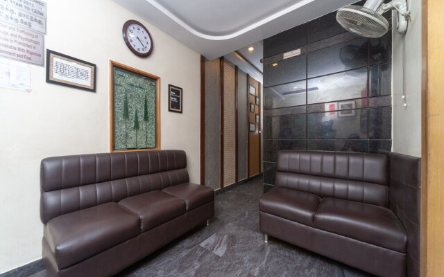 OYO 16890 Hotel Srm Central Park