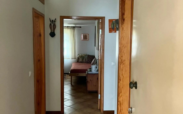 Splendid Private Guest Suite with Terrace & Ocean View