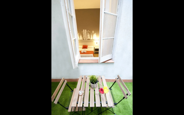 Hostal Live Barcelona