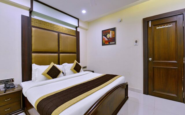 Oyo 10125 Hotel Anandam