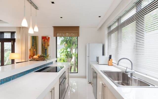 2 Br Luxury Villa SDV141 near the beachfront by Samui Dream Villas