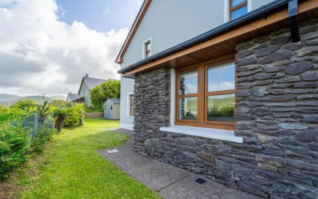Dingle View - 37 Tír Na Fiuise