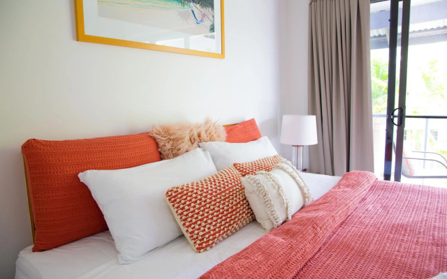 Tropical Getaway in 2 Bedroom Unit in 4 star Resort – Guest Rooms – Noosaville