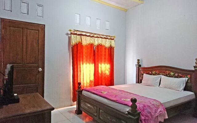 Oyo 2496 Puri Karimun