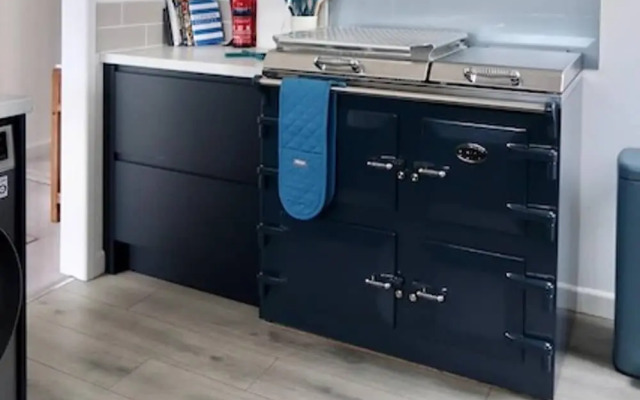 Sleeps 9- Kingbeds- Familyfriendly- Contactlessci