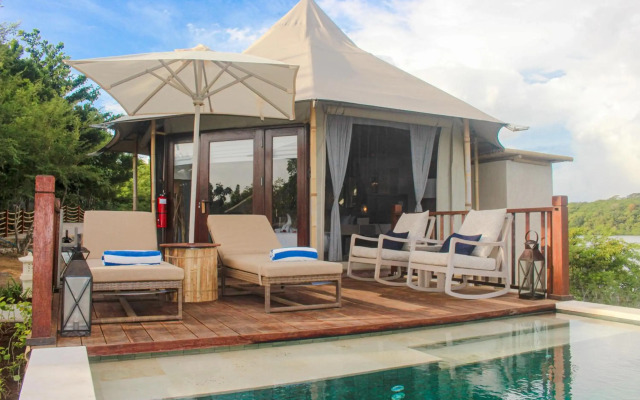Menjangan Dynasty Resort