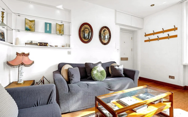 Chic & Central One Bed Flat