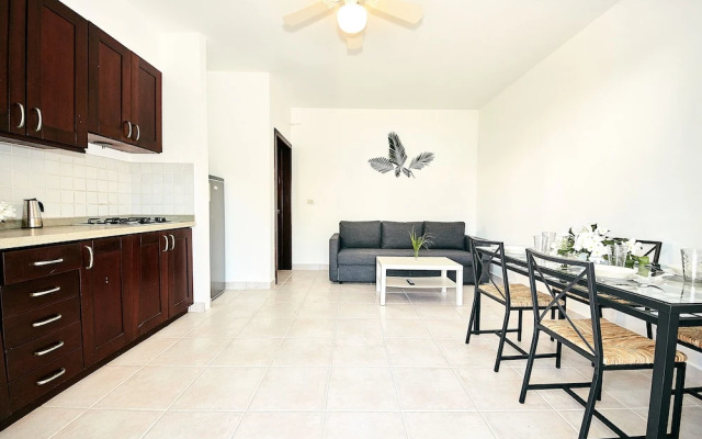 Flor Del Mar Condo