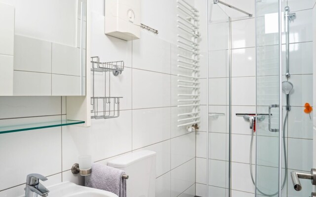 Lovely Apartment in Duisburg near Forest