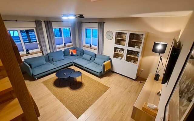 Załakowo, Na Gwizdówce 11