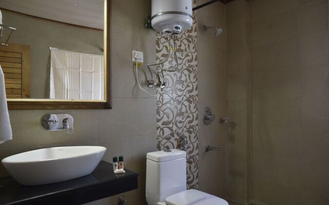OYO 10255 Hotel Red Apple