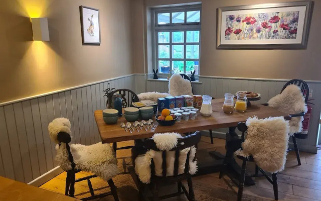 Watership Down Inn