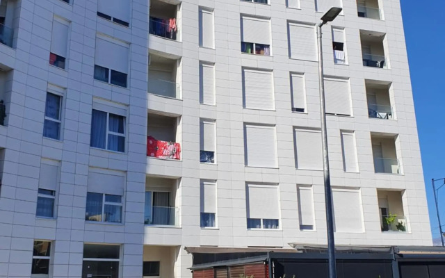 Rovena's Apartment - free parking