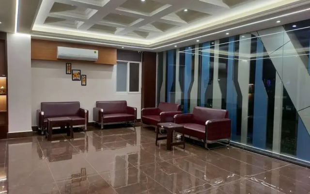 Royal Rooms and Banquet