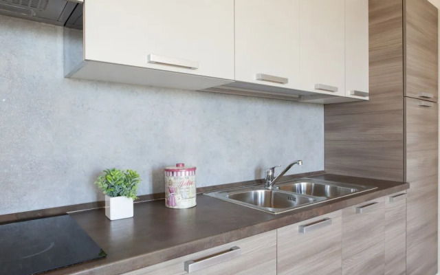 Polpenazze Halldis Apartments