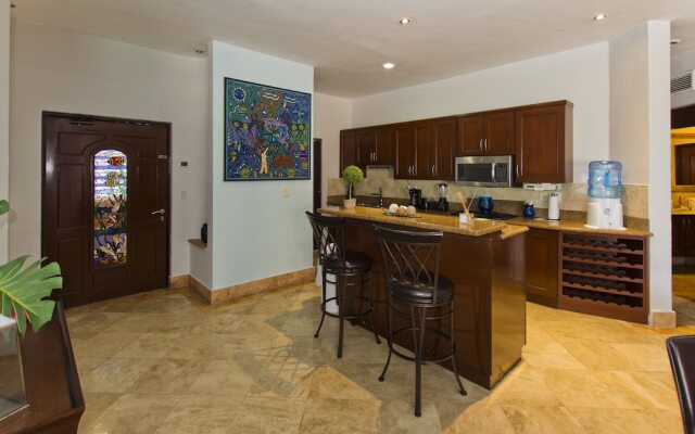 Luna Encantada By Your Best Getaway