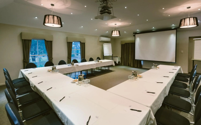 Best Western Plus Buckingham International