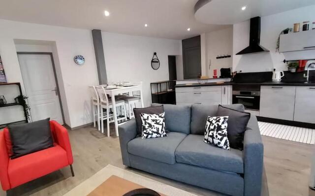 Grand Appartement 2 chambres avec Fibre et Netflix