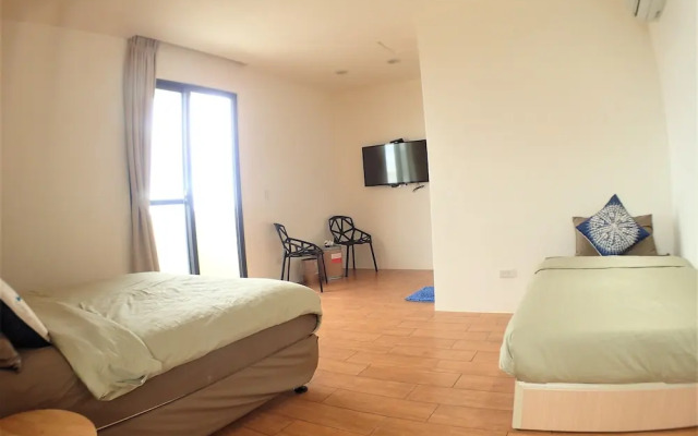 Living My Life Hostel