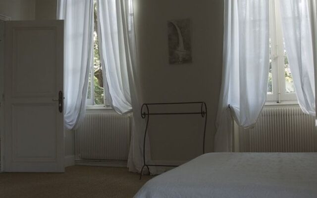 Les Cèdres