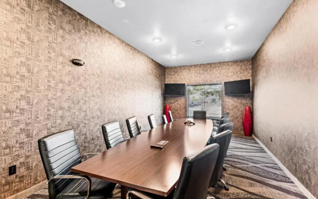 Cobblestone Hotel & Suites - Ottumwa