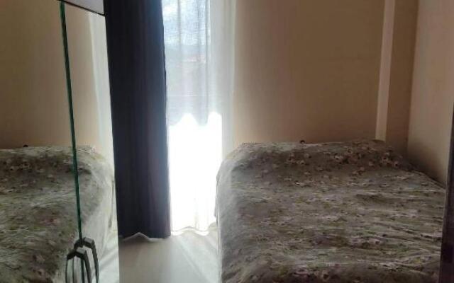 Hotel Mgzavrebi 5