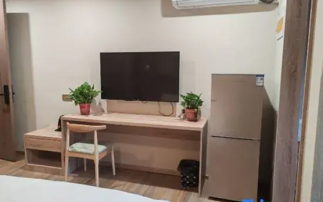 Shangqiu Youranju · Qingshe Homestay (Wanda Plaza Sports Center)