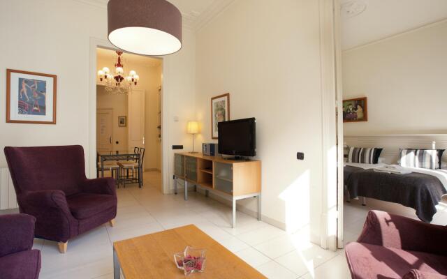 GAUDIR 1 · Apartment next to Pg de Gracia