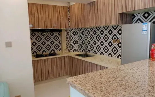 Zhuanghe Youjia Apartment