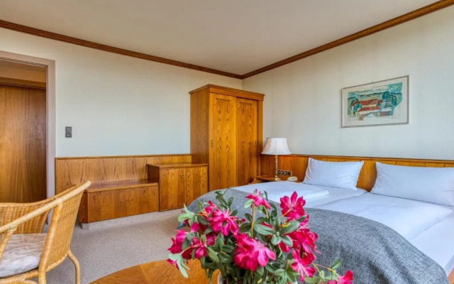 FF&E Hotel Dania