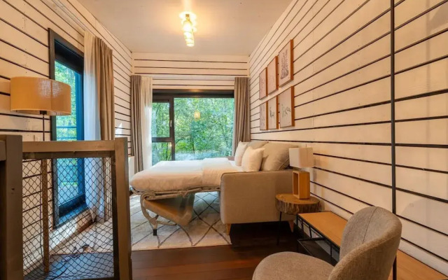 Lushwood Forest Escape