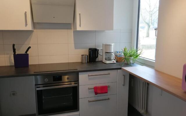 Central-Apt at Lake, CityCenter 5min, Fair 18min!!!