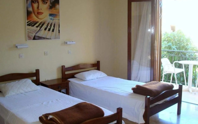 Villa Anna Apartments